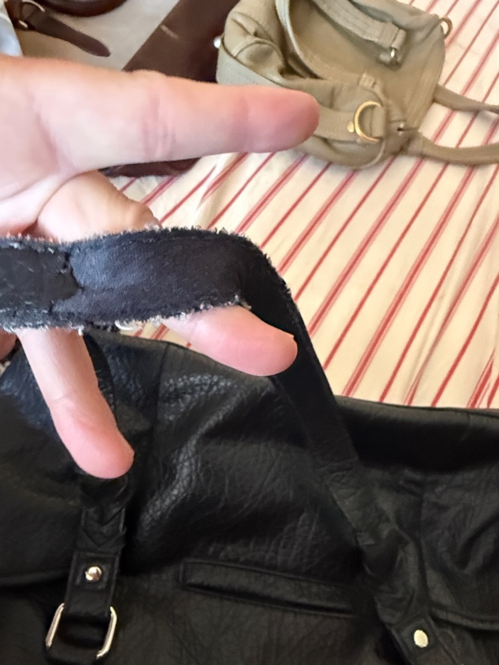 Rosetti Black purse - Picture 6 of 8